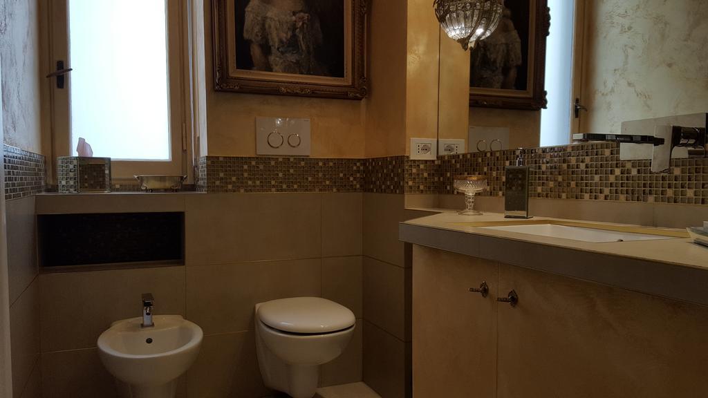 Bnbutler - Broletto 39 - A Few Steps To The Duomo And La Scala Apartment *