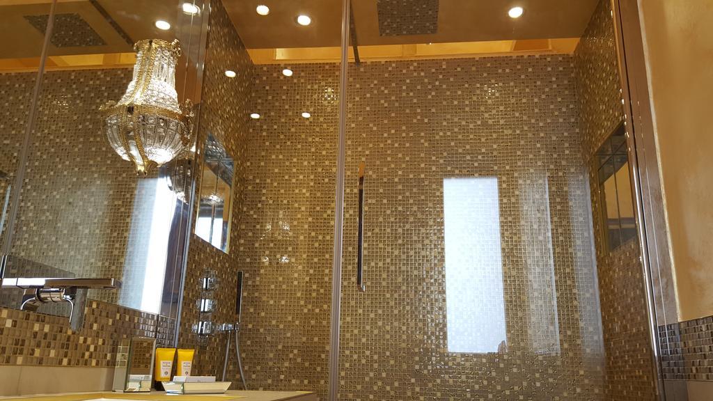Apartment Bnbutler - Broletto 39 - A Few Steps To The Duomo And La Scala *