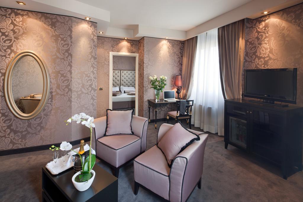 Hotel Mozart Milan