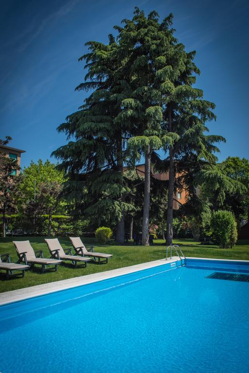 Aparthotel Corvetto Porto Di Mare 4*