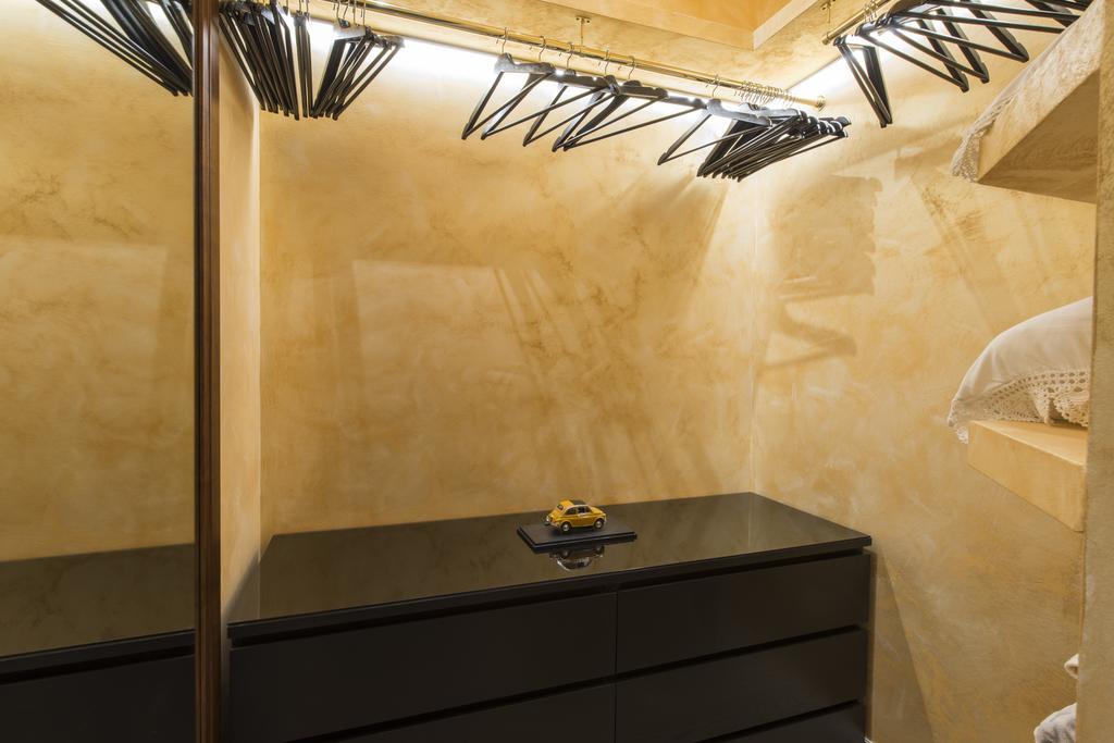 Appartement Bnbutler - Broletto 39 - A Few Steps To The Duomo And La Scala *