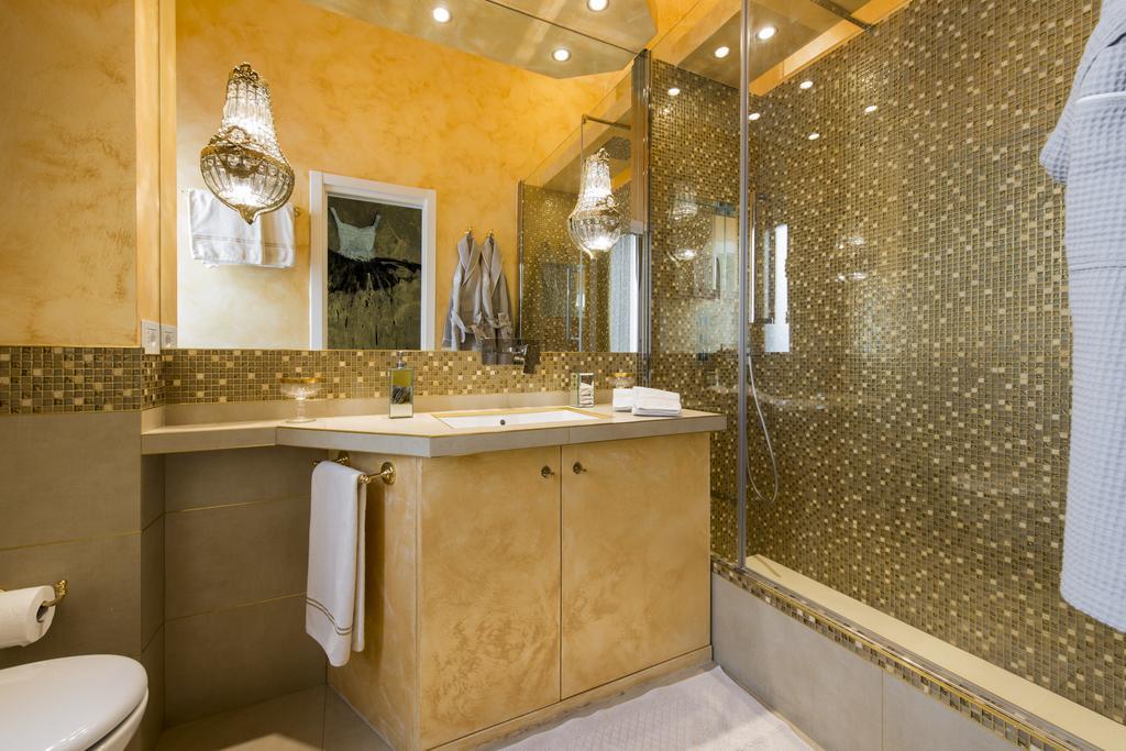Apartment Bnbutler - Broletto 39 - A Few Steps To The Duomo And La Scala *
