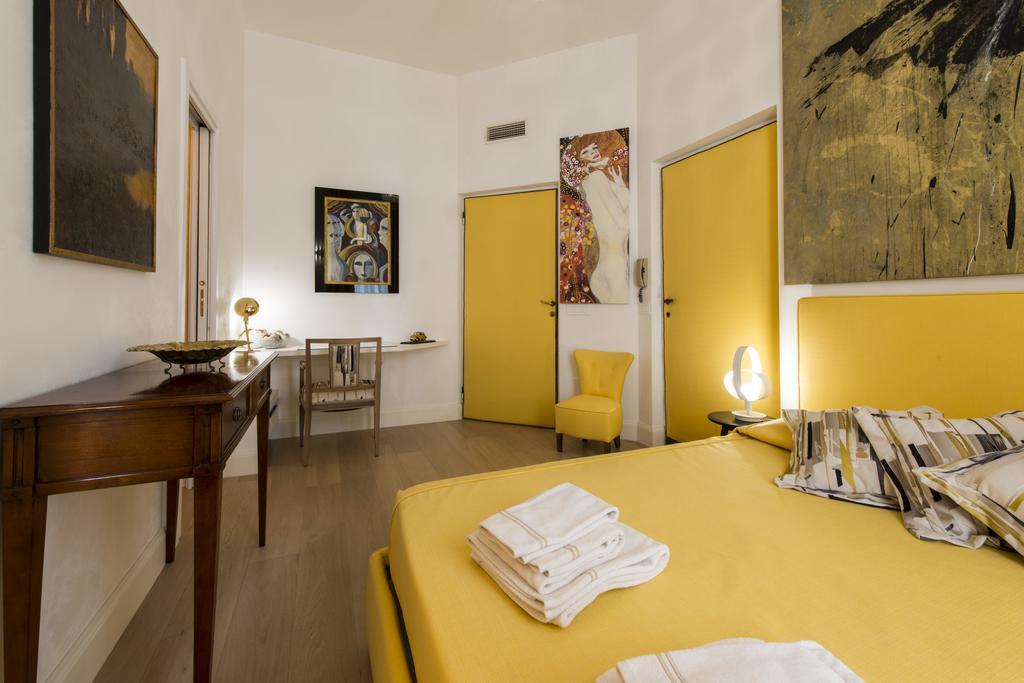 Bnbutler - Broletto 39 - A Few Steps To The Duomo And La Scala Milaan