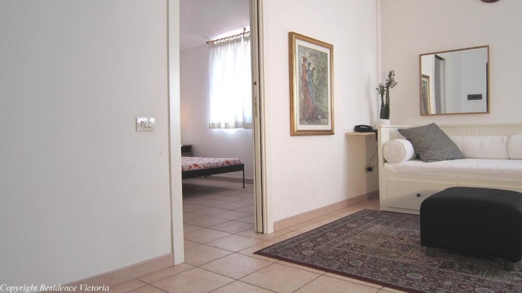 Victoria Aparthotel 2*