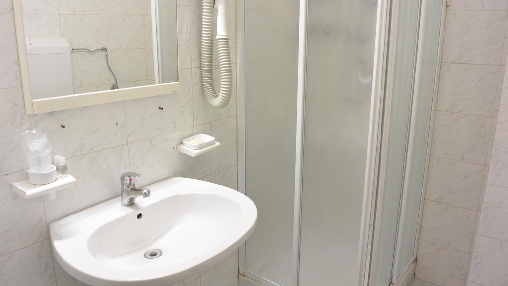 Mignon Hotell *