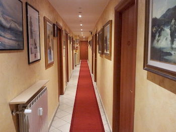Hotell Arco Romana