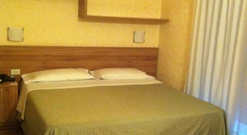 Desenzano 3* Milaan