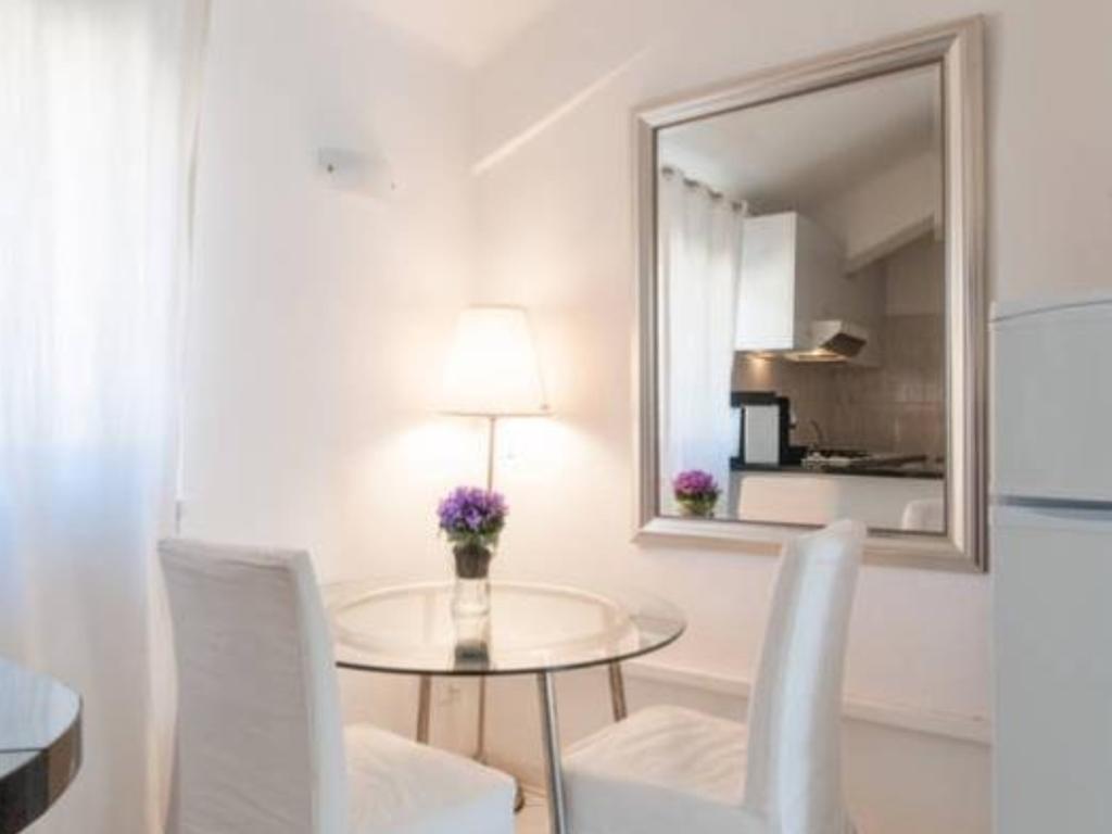 Monolocale Commenda 33 Milaan