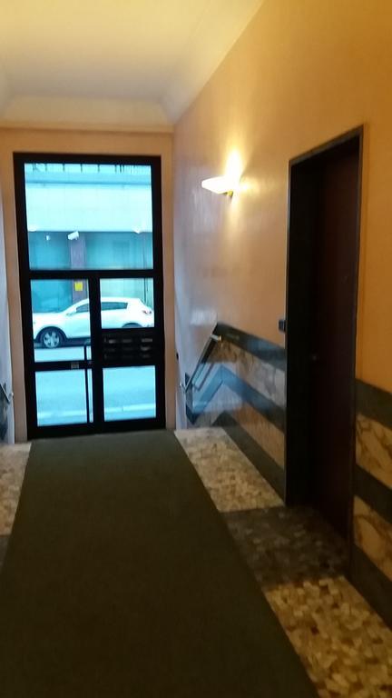 Livings Lazzaroni Mailand