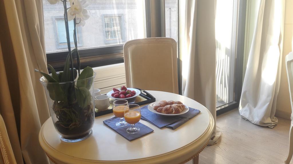 Duomo View Apartment Milan
