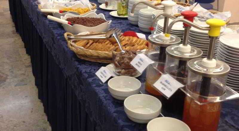 Mokinba Cristallo Hotel