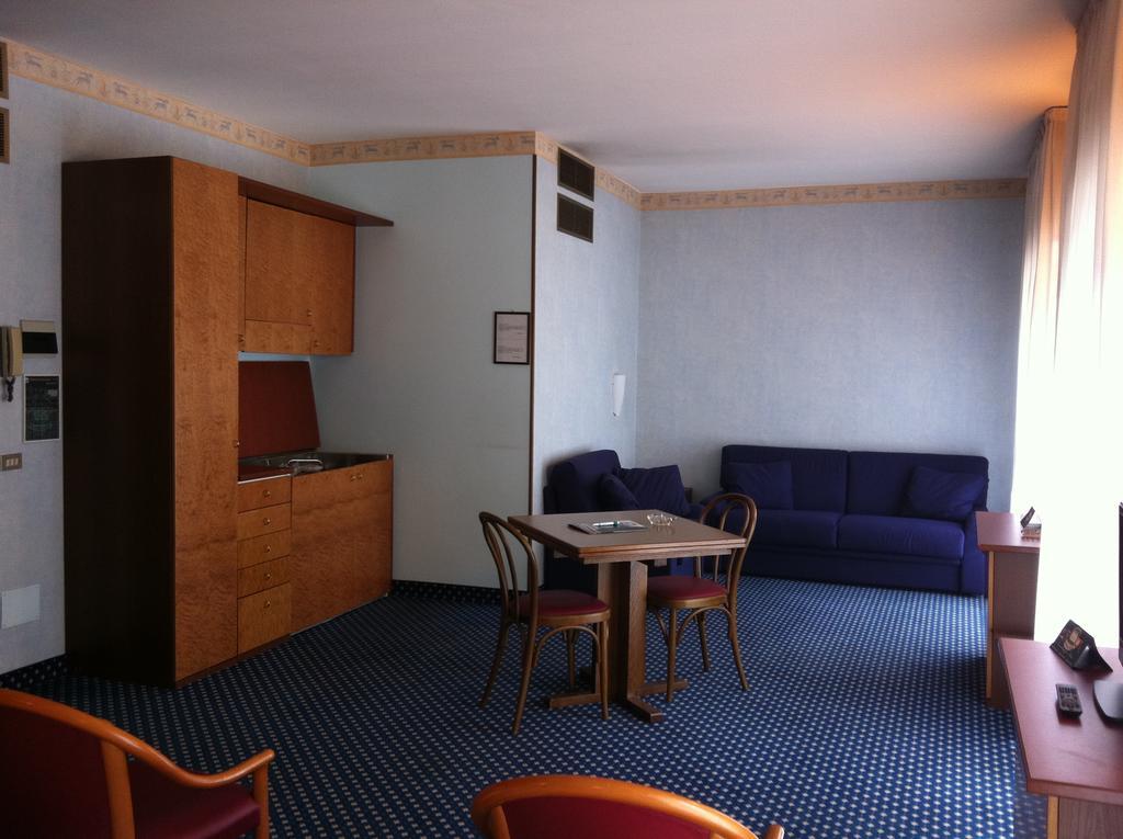 Desenzano Aparthotel