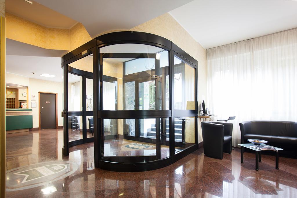 Desenzano 3*