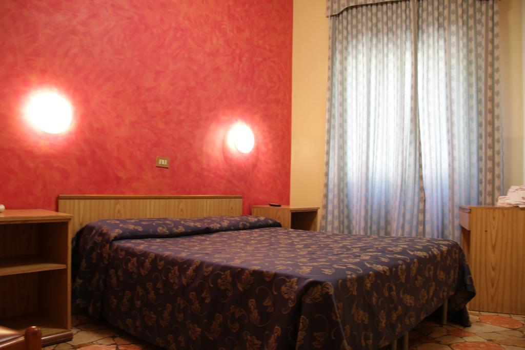 Del Sud Hotel *