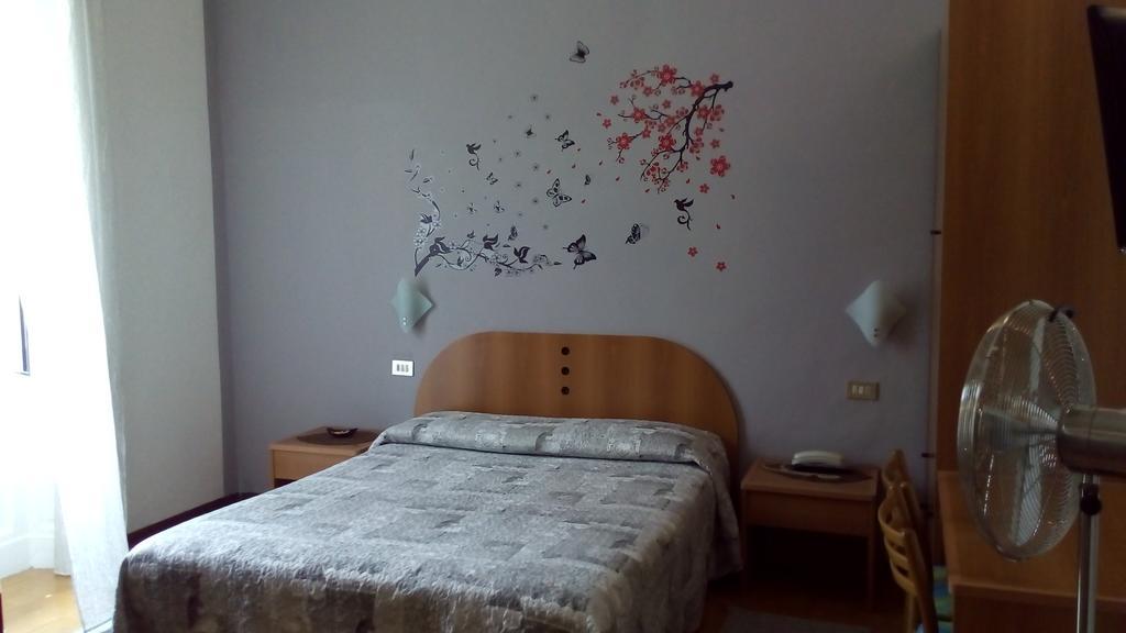 Hotel Tirreno Mailand