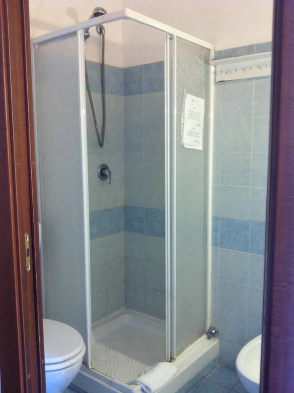 Hotel Gambara *