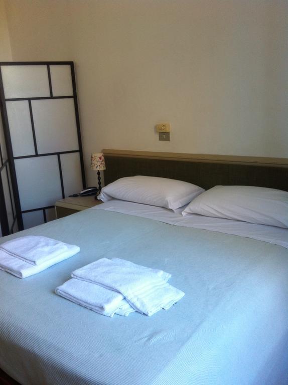 Hotel Gambara *