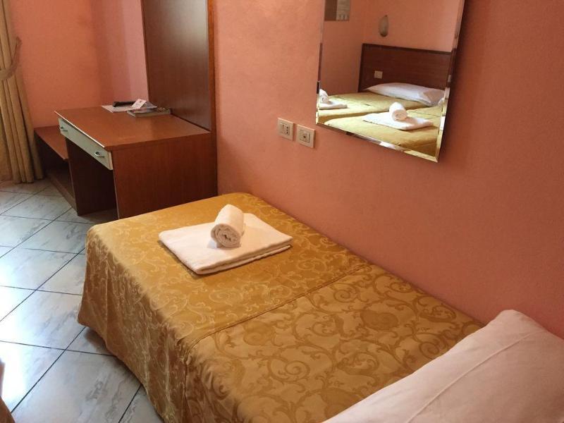 Brianza Hotel 3*