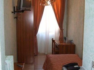 Eco-art De Albertis Hotell 2*