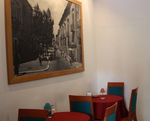 Paola Hotel