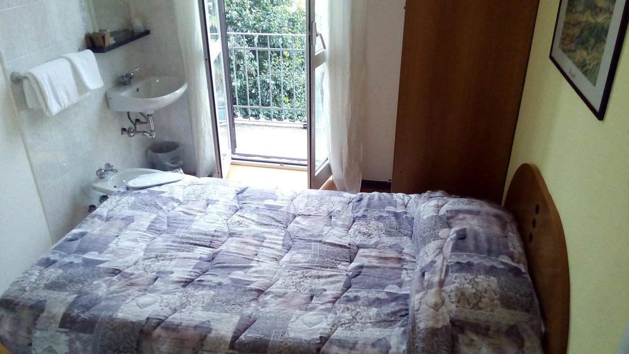 Tirreno Hotel *