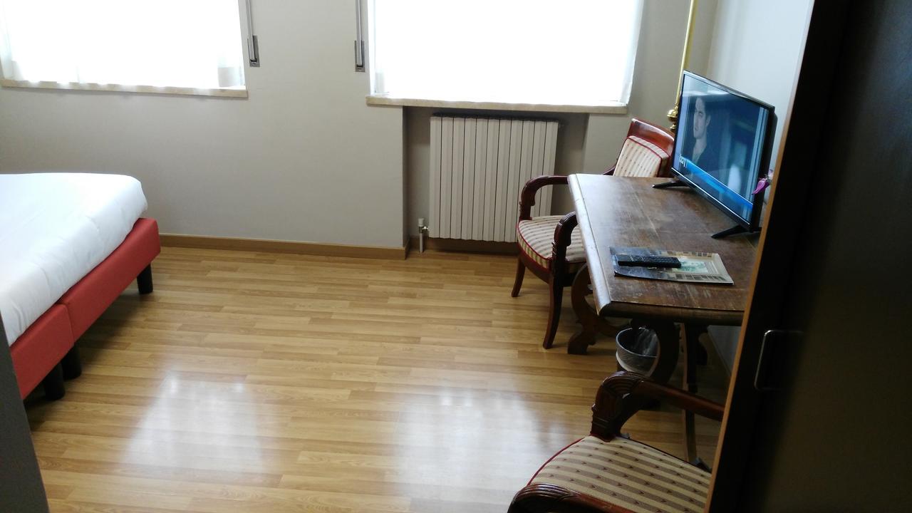 Ornato Dependanc Milano