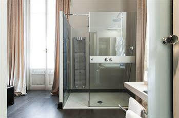 Royal Suites