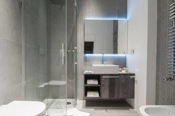 Hotel Royal Suites