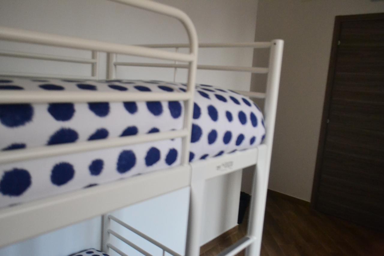 Gloria Hostel *