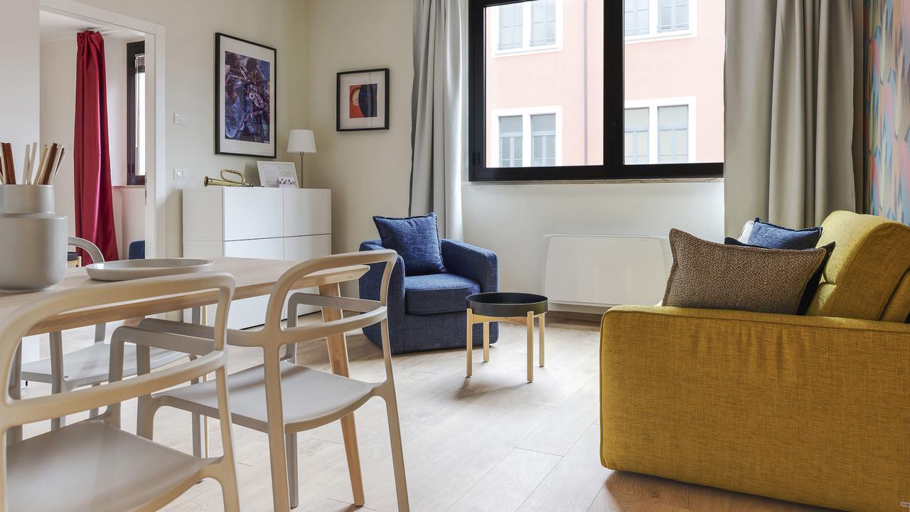 Italianway-bergonzoli Place * Milano