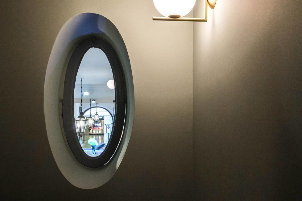 Appartement Joivy Luxurious For 4 Near Duomo And Galleria Vittorio Milaan
