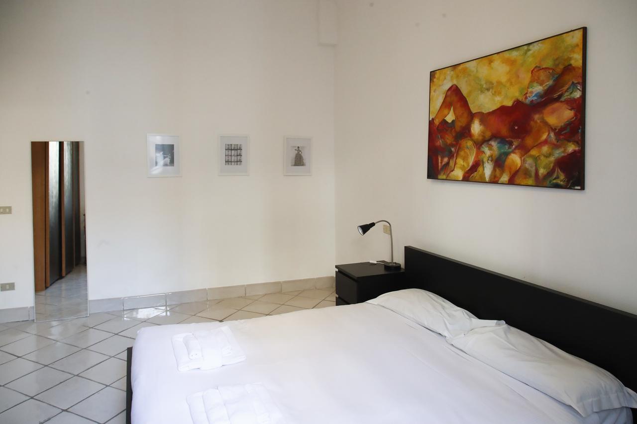 Macedonio Melloni 18 Cinque Giornate Apartment *