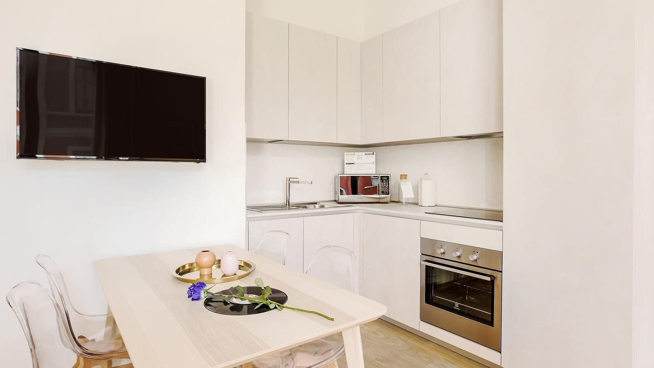 Italianway-bergonzoli Place * Milano