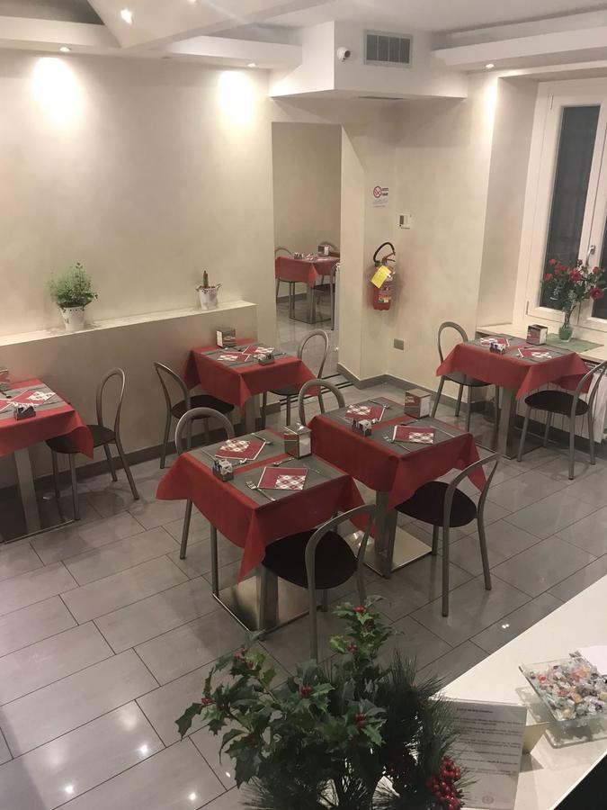 Hotel La Madonnina Milan