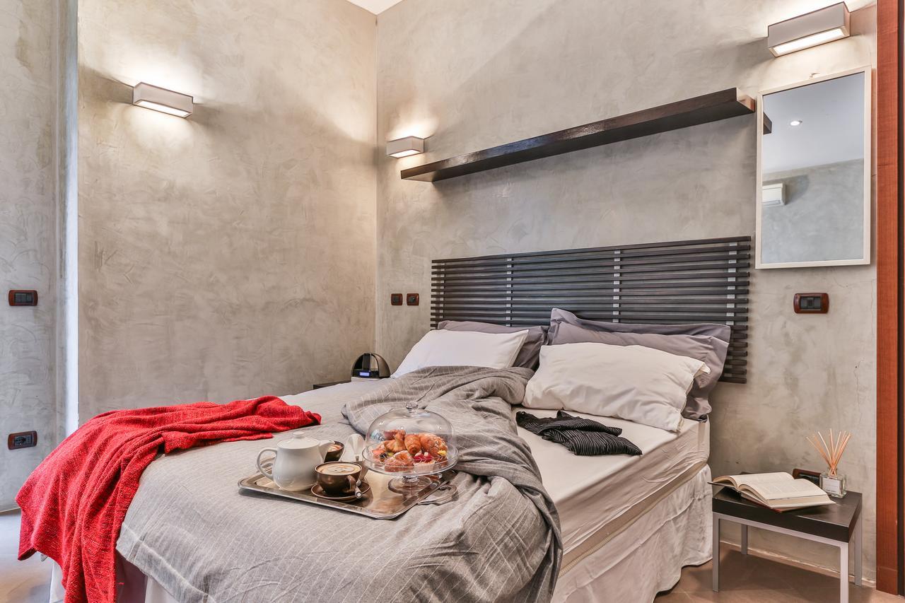 San Babila Apartment *