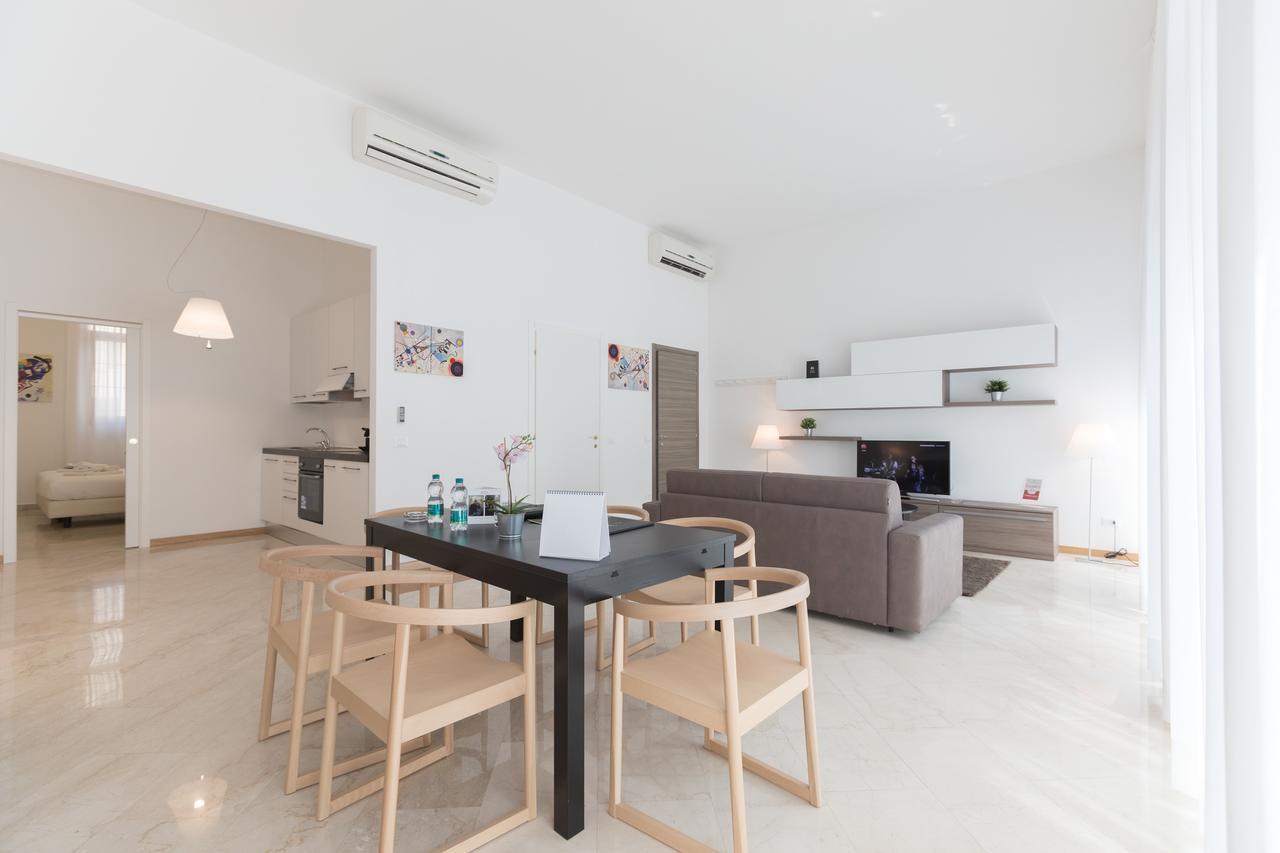 Appartement Hemeras Boutique Homes - Design Near Duomo Cathedral Milaan