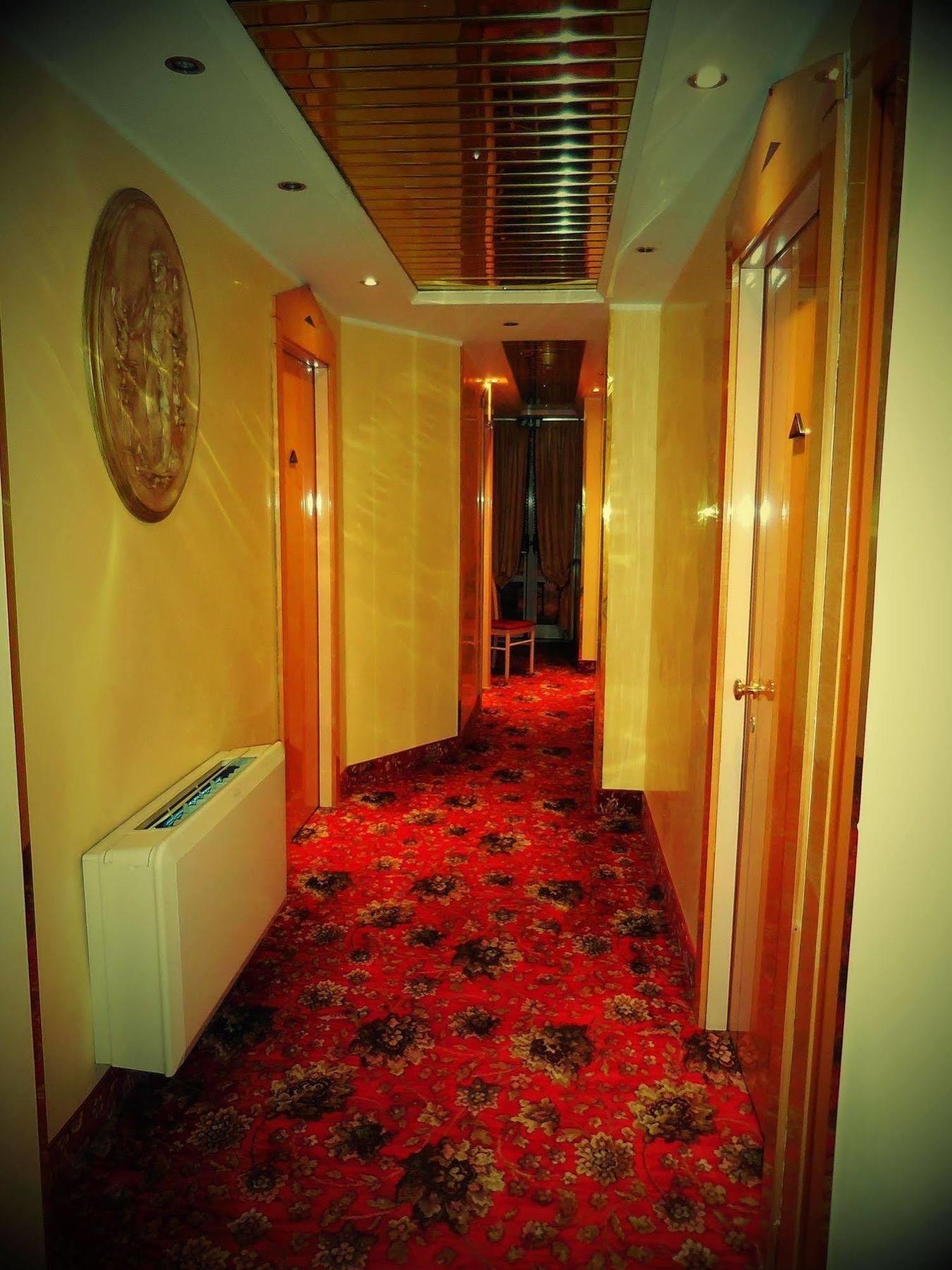 Roma 4* Milaan