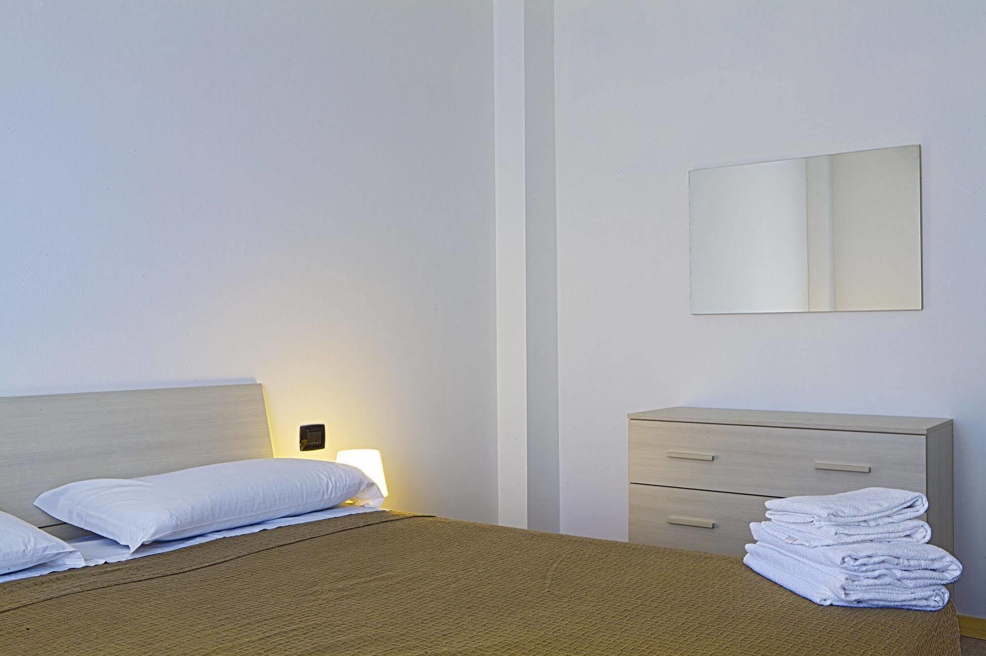 Leilighet Nino Milano
