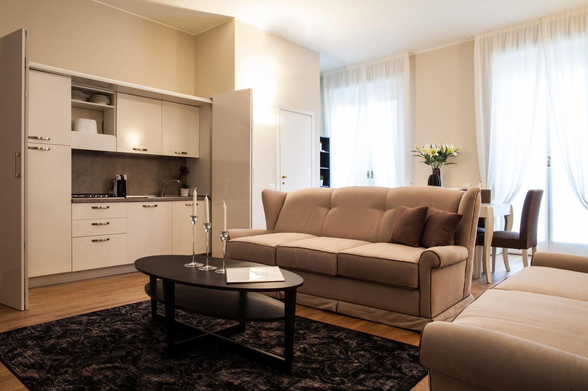 Hotel Royal Suites