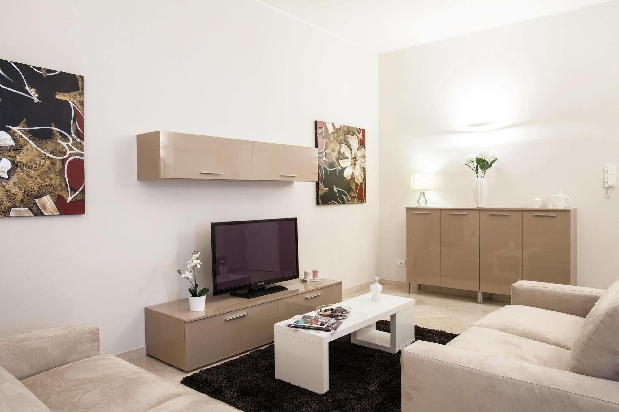 Royal Suites
