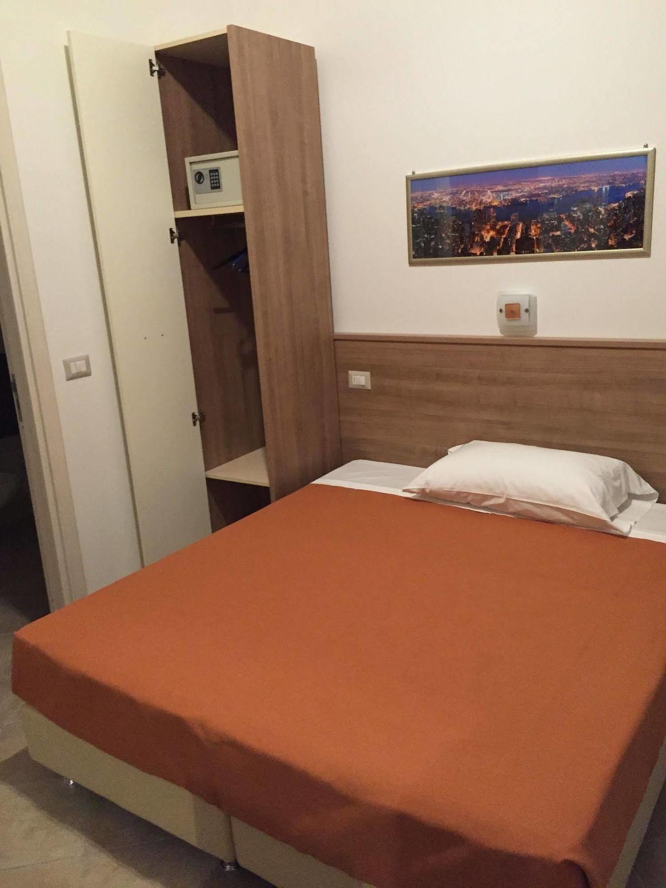 Hotel Montecarlo 3*