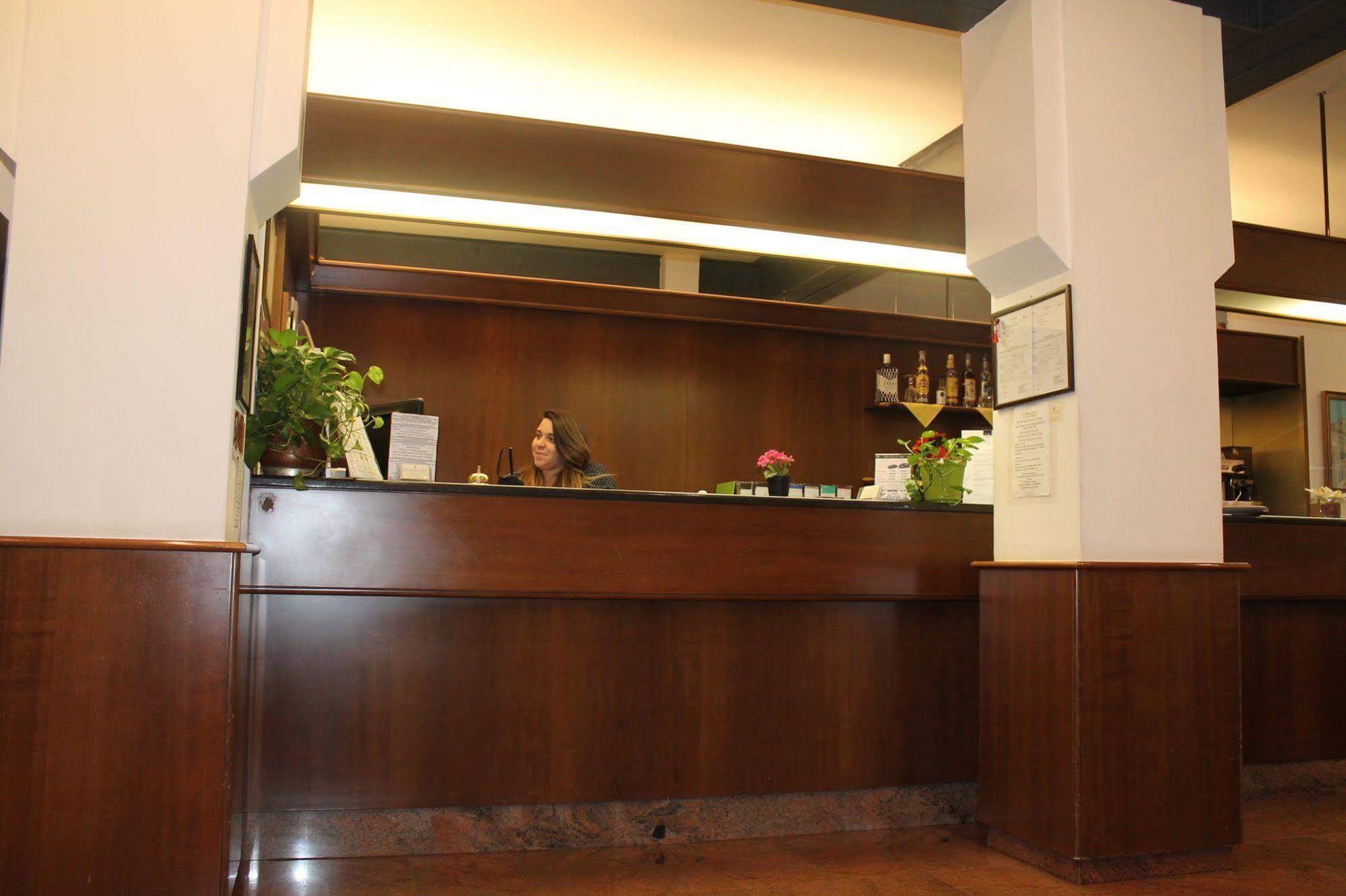 Hotell Catalani E Madrid