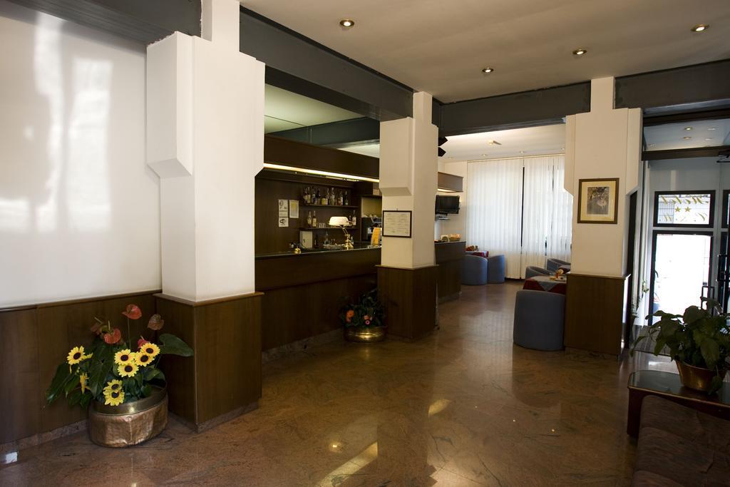 Hotell Catalani E Madrid