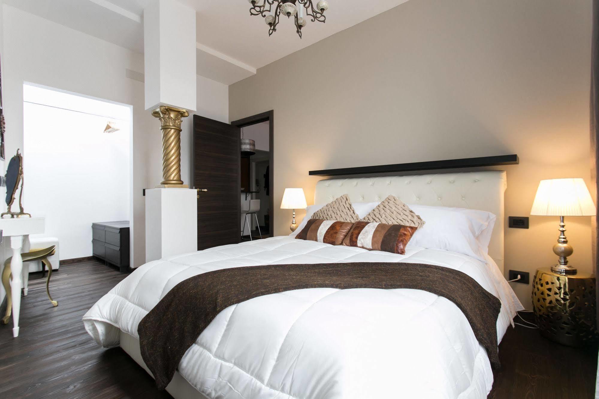 Dei Mercanti Aparthotel 4*