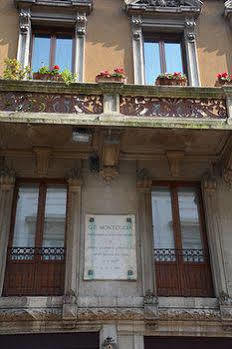 Ca' Monteggia Guest house
