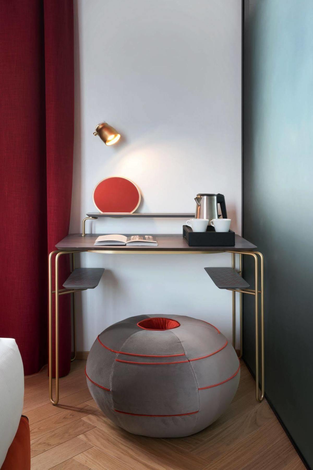 Conti 2* Mailand