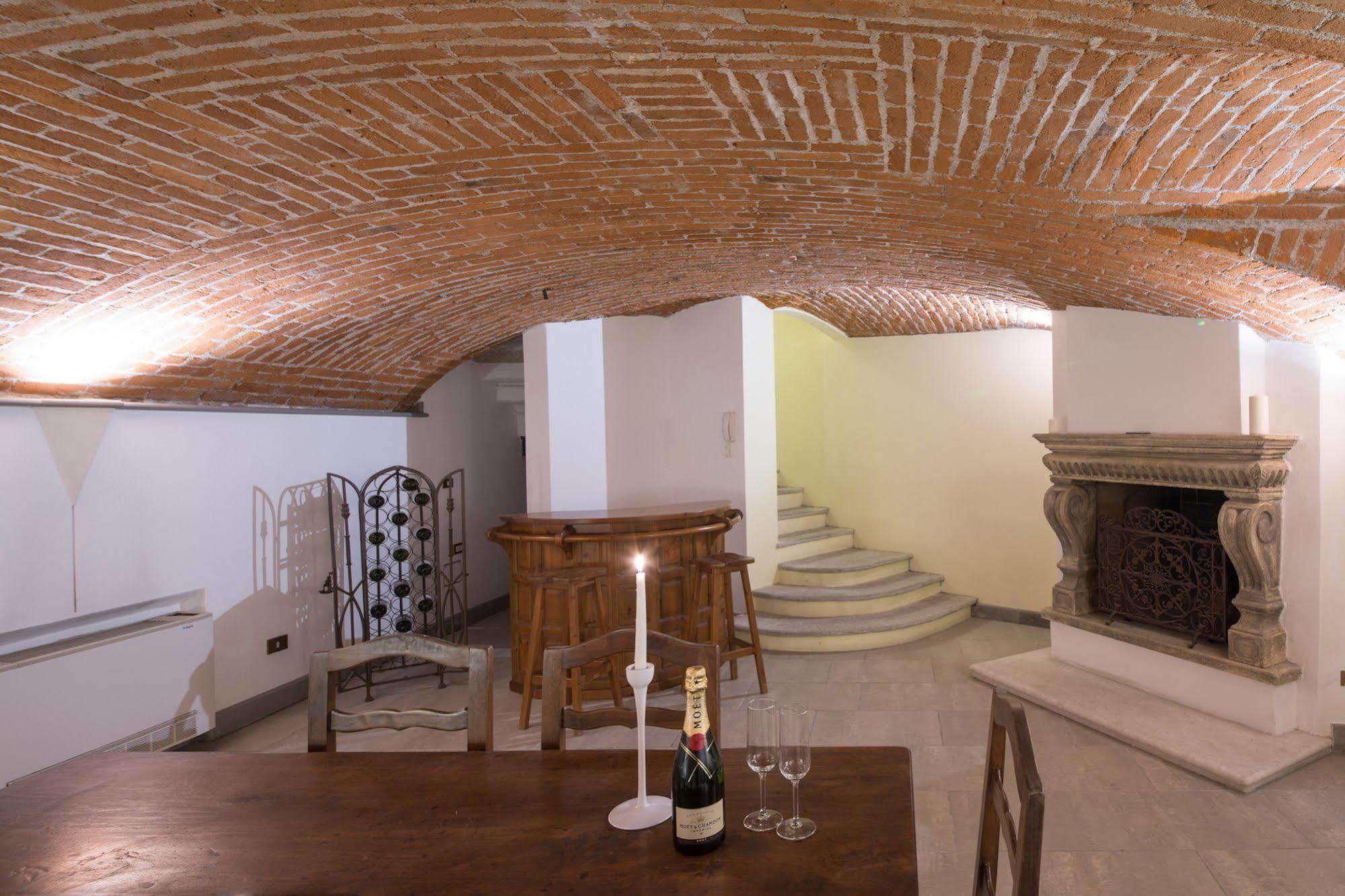 Loft In Navigli District With Jacuzzi & Sauna - Papiniano Mailand