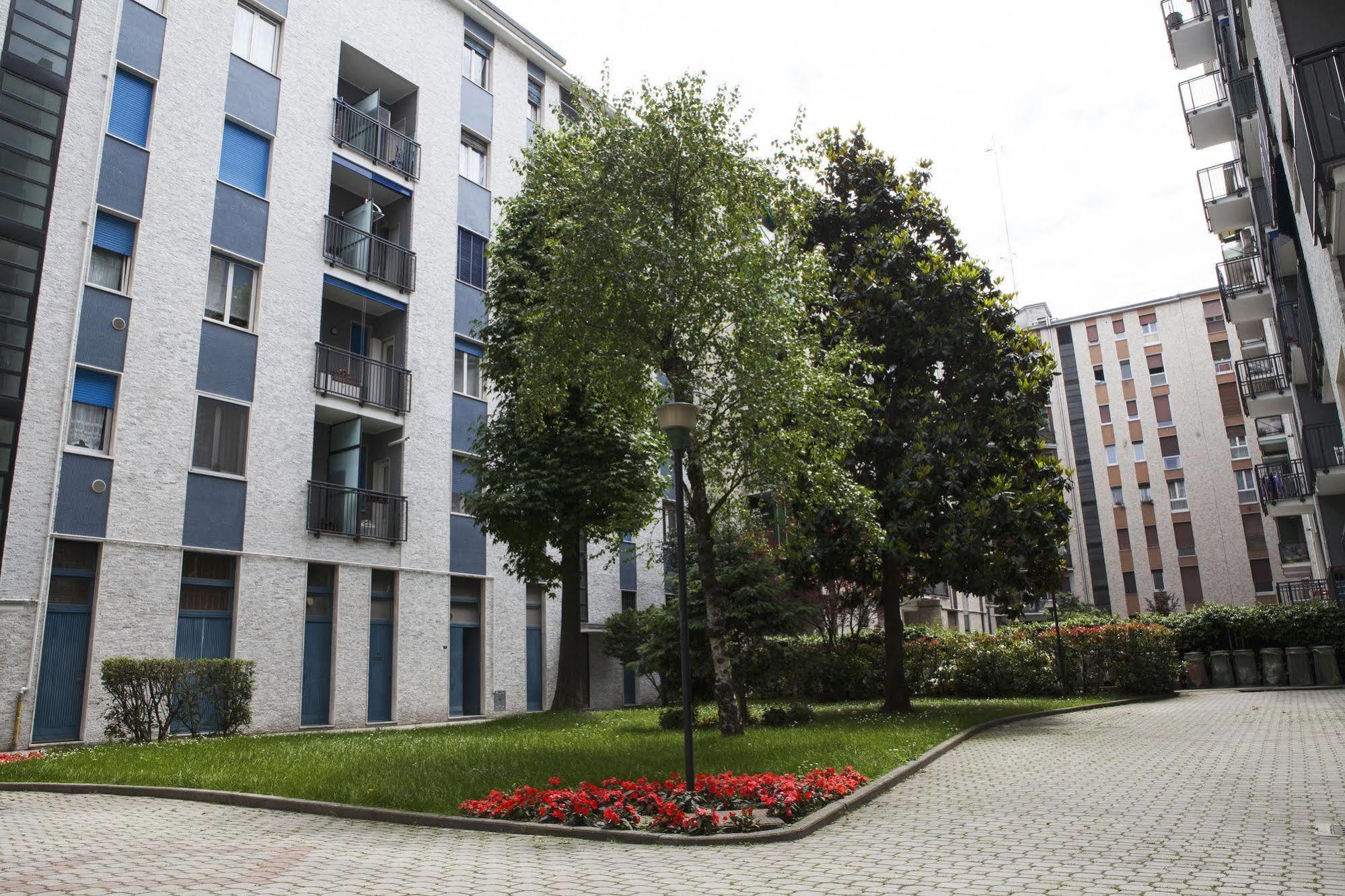 Alessia's Flat - Breno 1 Milano