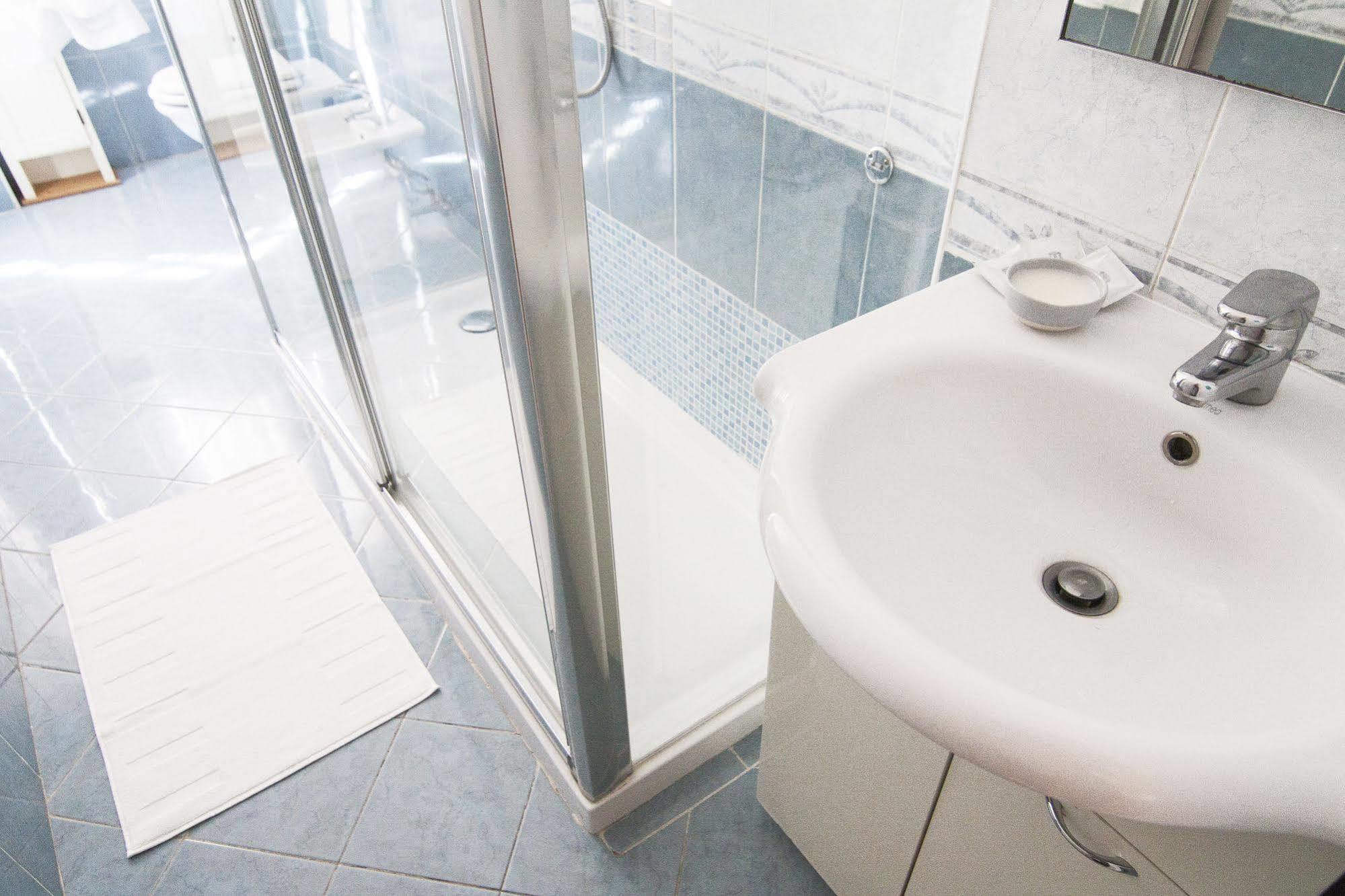 Hotel Alessia's Flat - Breno 1