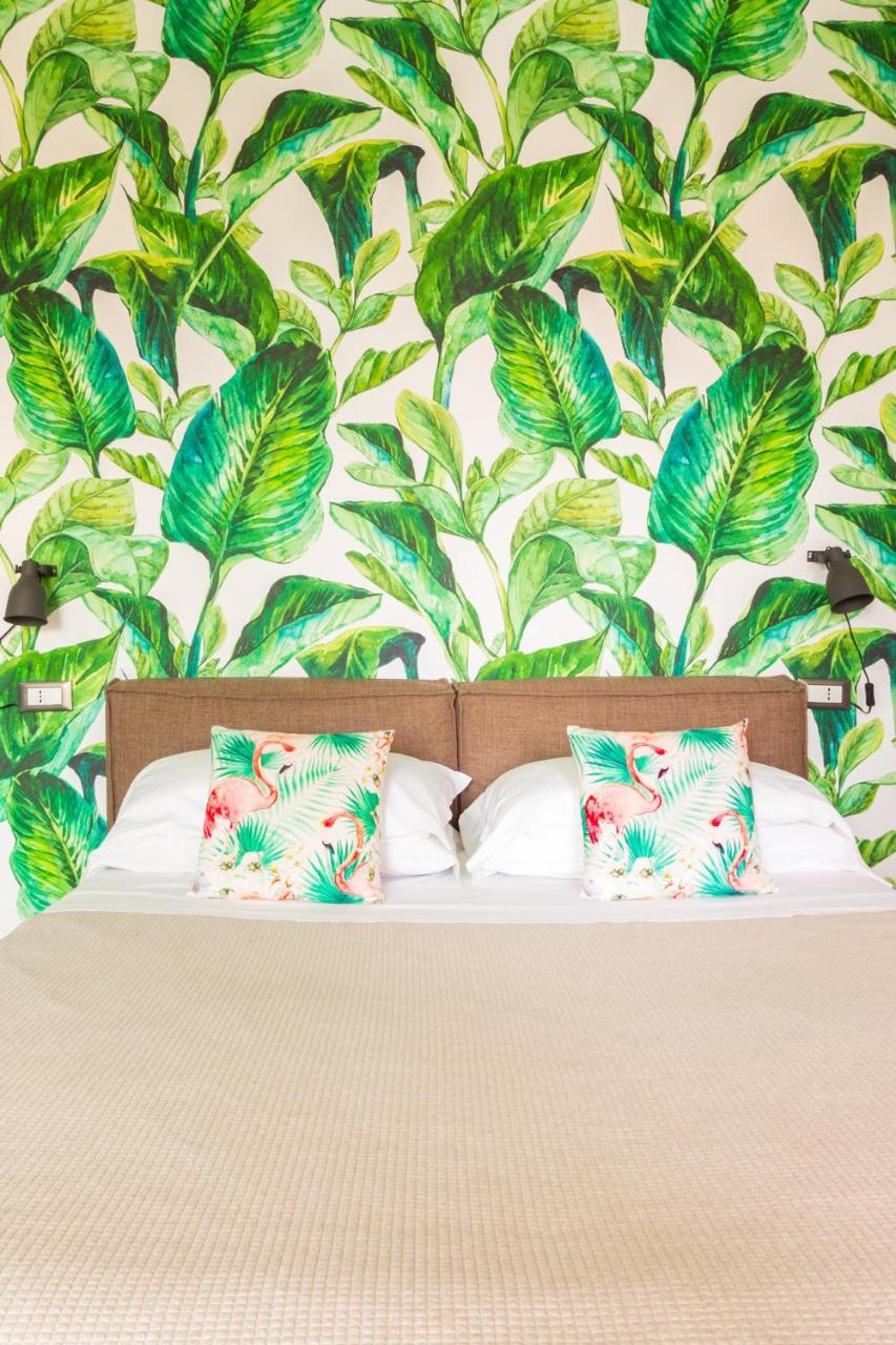 Appartement Duomo Views, Light, Jungle-inspired With Terrace